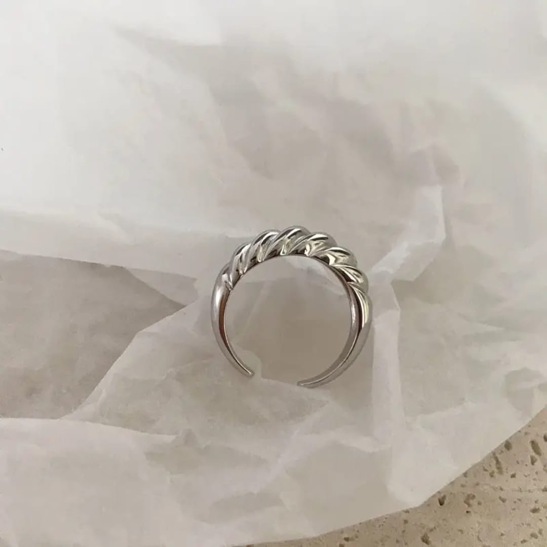 Promise ring